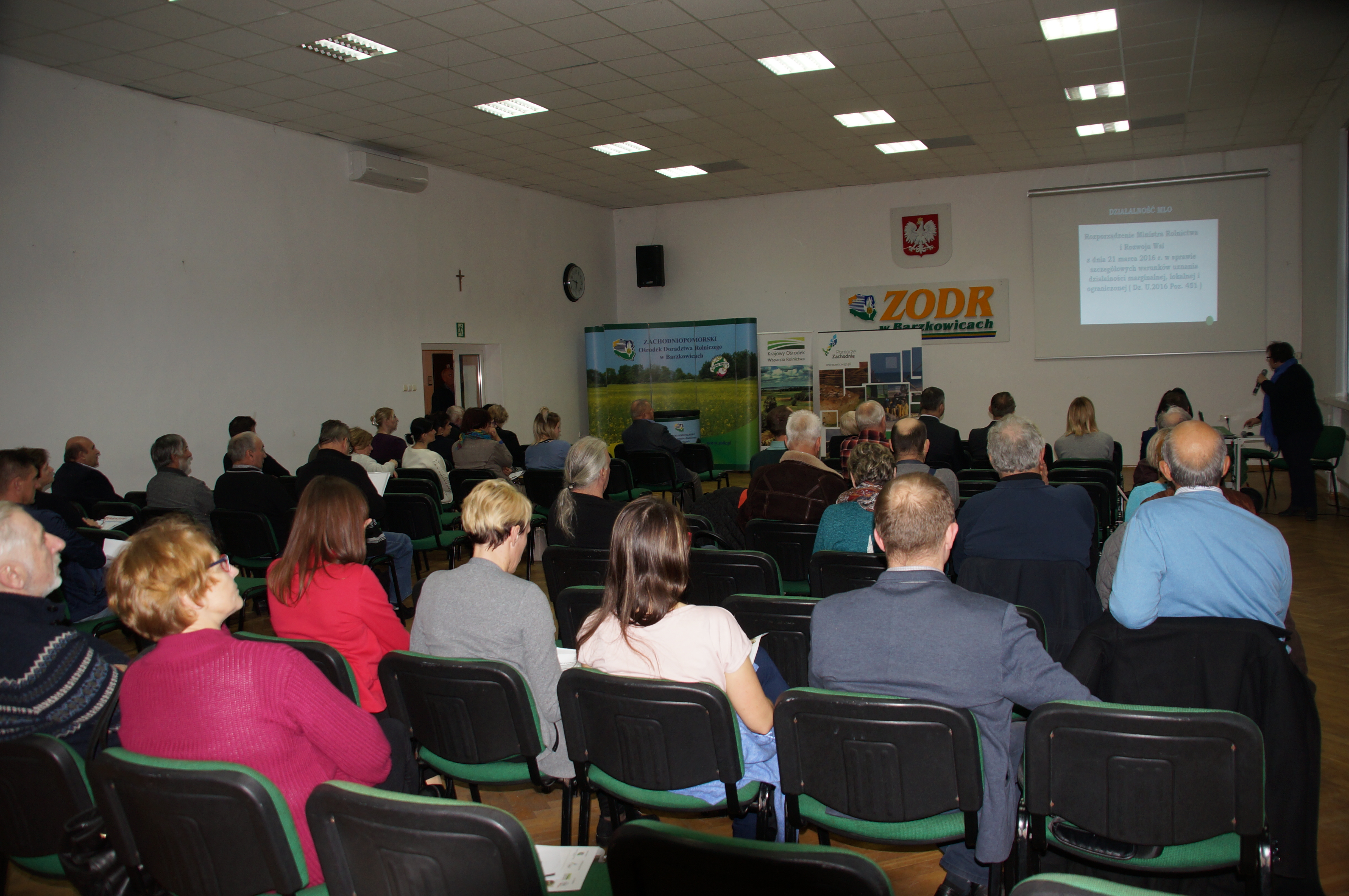 Uczestnicy Forum Rolników Ekologicznych z województwa zachodniopomorskiego Uczestnicy Forum Rolników Ekologicznych z województwa zachodniopomorskiego wysłuchują prelekcji