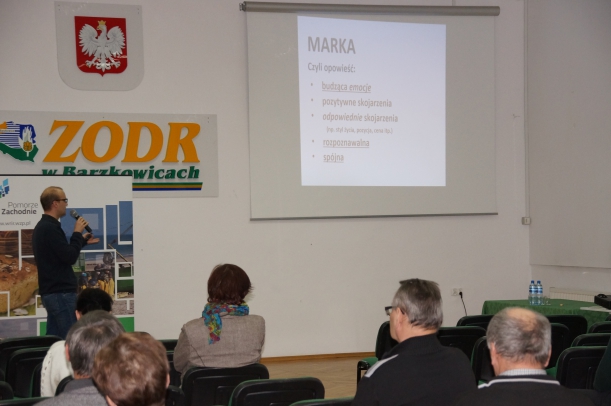 Uczestnicy Forum Rolników Ekologicznych z województwa zachodniopomorskiego Uczestnicy Forum Rolników Ekologicznych z województwa zachodniopomorskiego wysłuchują prelekcji