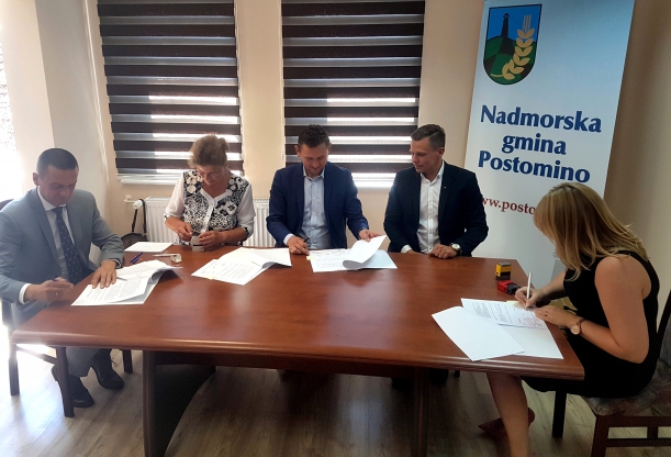 W tym roku aż 180 sołectw, które zwyciężyły w Konkursie Marszałka Województwa Zachodniopomorskiego „Granty sołeckie 2018” będzie mogło zrealizować swoje projekty inwestycyjne na obszarach wiejskich przy wsparciu środków marszałkowskich.