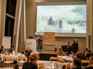 Prezentacja podczas polsko-niemieckiego wieczoru networkingowy pod hasłem „Tak dobrze smakuje Pomorze – kulinarne spotkanie”